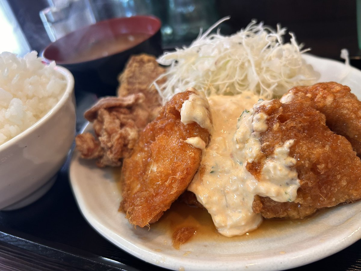 AdoLiveAccount's tweet photo. @yyy0808uni 欲張ってミックスにしました〜！
衣のホワホワな感じがたまらなく美味しかった😭😭 https://t.co/Hm4CN9qkGW