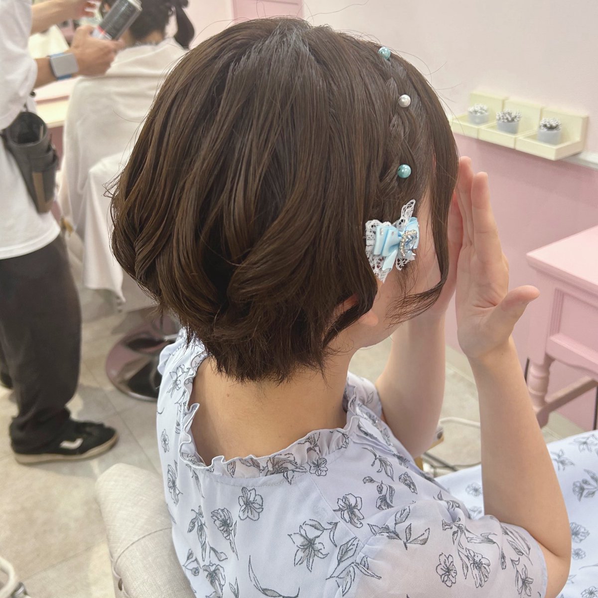 yu09060709's tweet photo. ヘアメイク完了🩵
楽しみ✨

#ぶっとびな祭 https://t.co/emptMhvoNw
