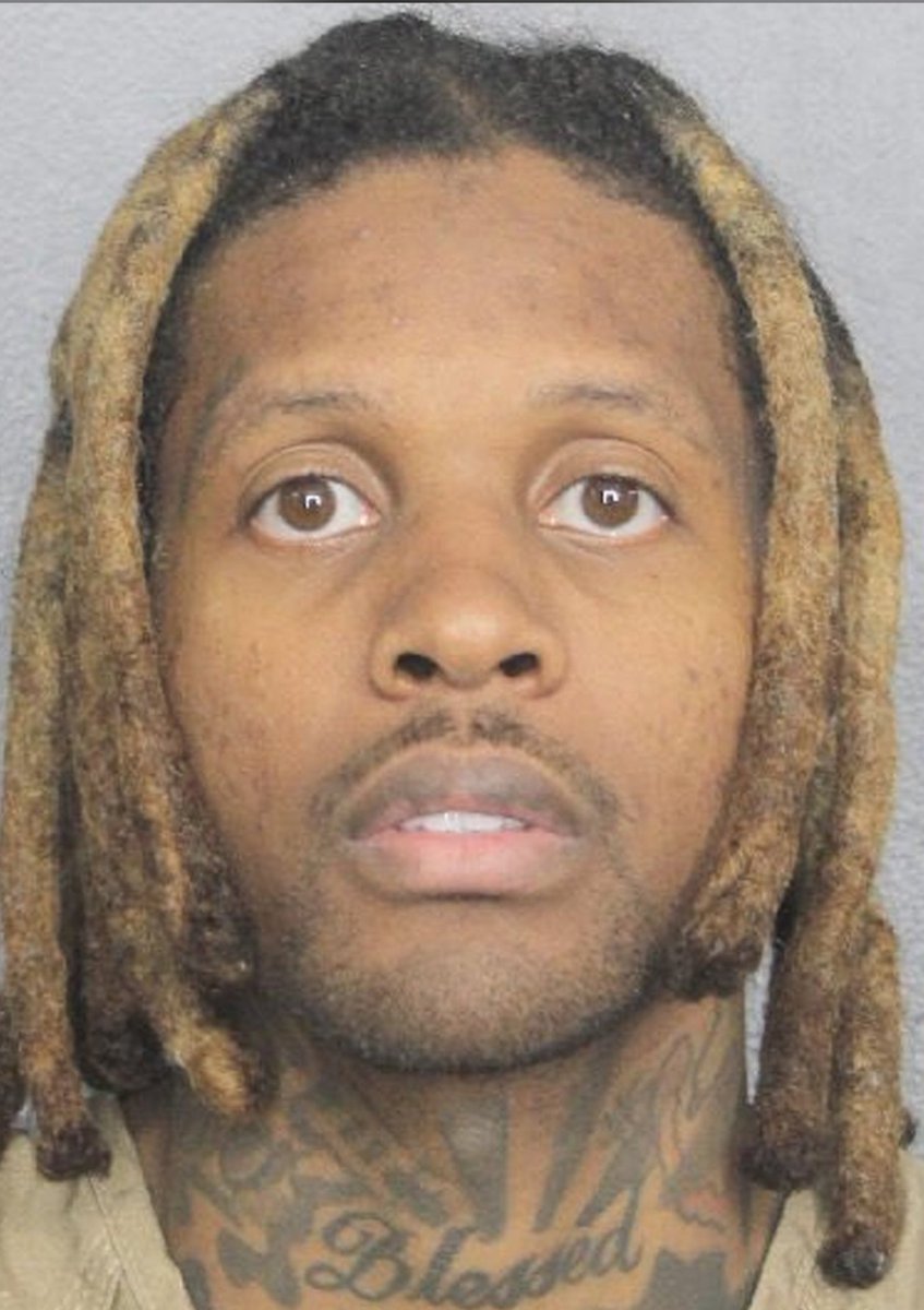 Kurrco's tweet photo. BREAKING: Lil Durk found NOT GUILTY on ALL COUNTS 🚨 https://t.co/SrLETHvtrS