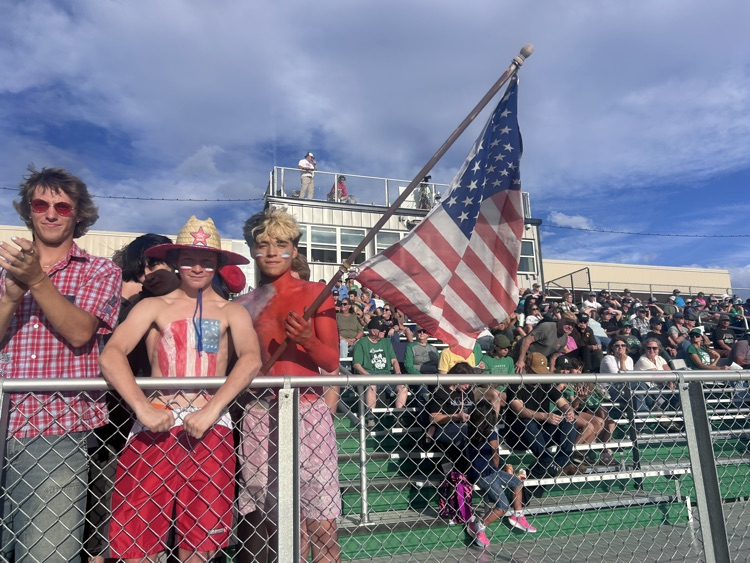 LanderSchools's tweet photo. 1st home game and the Tigers are spirited and still remember why we have the freedom to have so much fun! Thanks to our military and first responders on this solemn day! Go Tigers and Go USA! https://t.co/qMjG6yjZCC