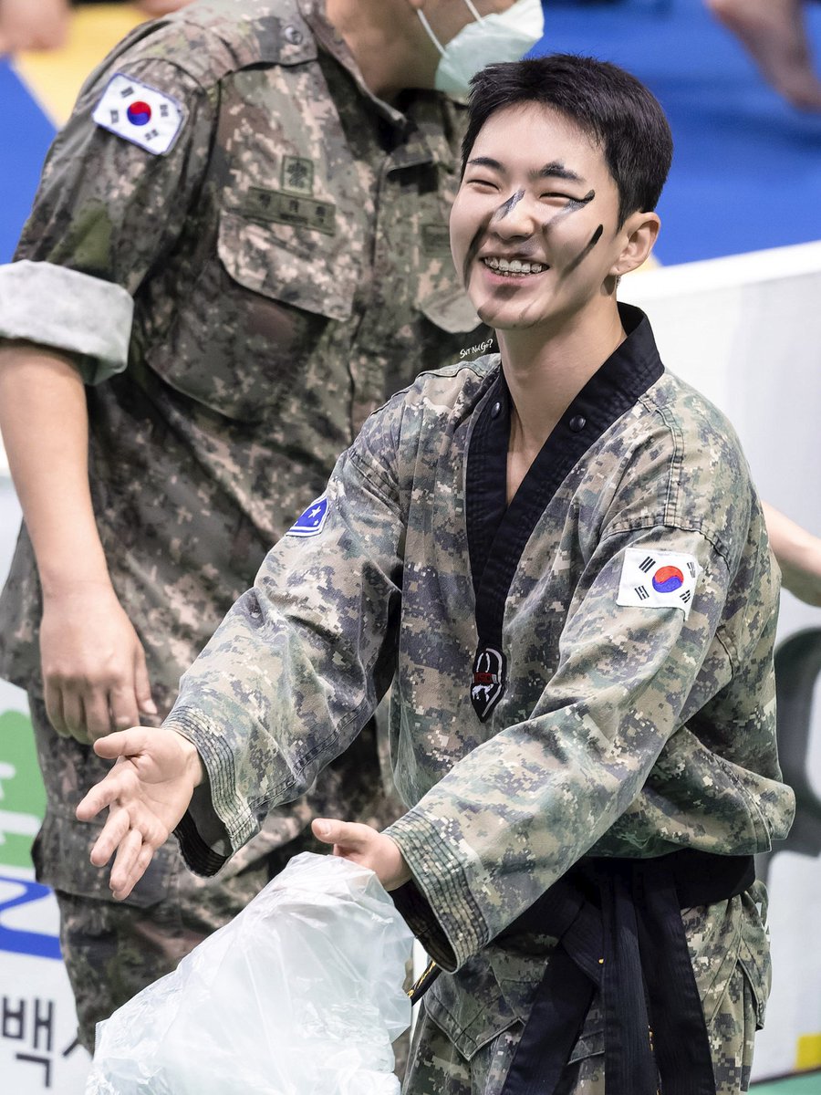 kwonsayangg's tweet photo. God please don't take this precious smile https://t.co/TsDmXl71DW
