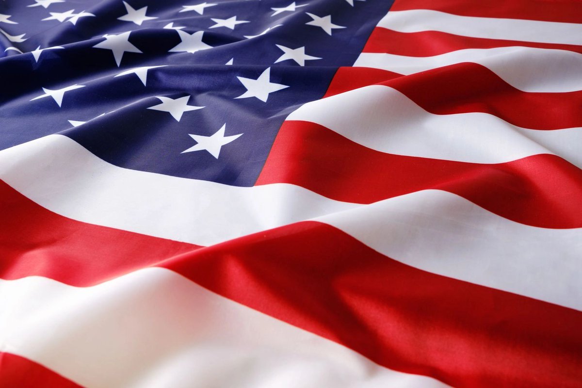 ClimbCU's tweet photo. Today, we honor and remember the lives lost on September 11, 2001, as well as the courage of the first responders and everyday heroes who stepped forward in the face of tragedy. 🇺🇸 https://t.co/Sl3PWuX0VH