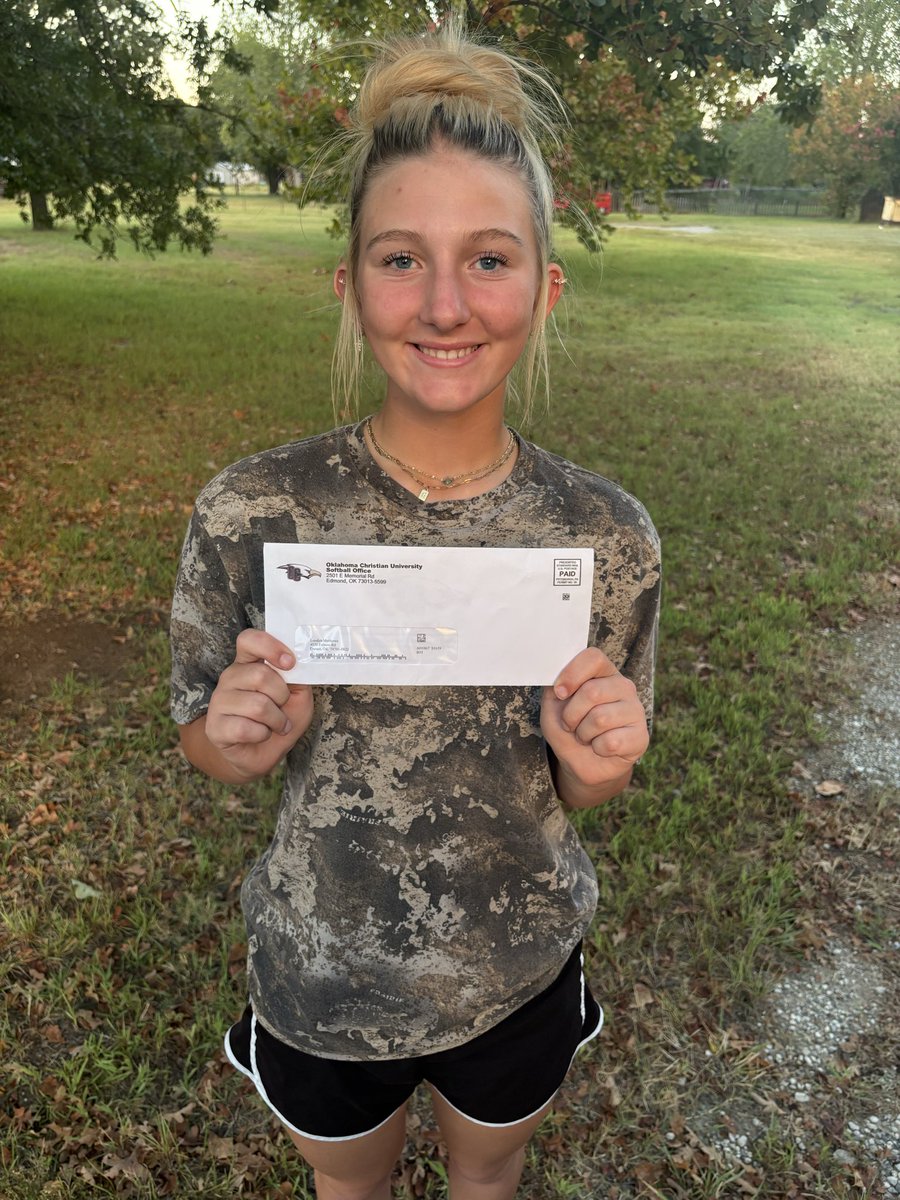 LondynM2030's tweet photo. Thank you Oklahoma Christian University for the personal invite to your camp. I’m super grateful and I’ll see y’all in November! #godisgreat #softball #goals @OCeaglesSB @EXCELFASTPITCH https://t.co/U0WyXds05v
