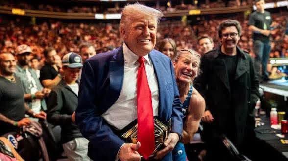 AntonioJMarti's tweet photo. Andrés Sanabria Ortiz·Seguir

“EN MIS 40 AÑOS COMO PSICÓLOGO JAMÁS HE VISTO A UN PACIENTE CON TANTOS TRASTORNOS MENTALES COMO TRUMP”, afirmó el psicólogo John Gartner, profesor de la Universidad Johns Hopkins. (declaración de hace 2 meses)l
“Enseño a los residentes que se especializan en psiquiatría y jamás hemos visto un caso como el de Trump”, dice.
Otros expertos médicos han declarado que Trump es un psicópata, un narcisista patológico maligno y un sociópata sin ningún tipo de empatía hacia nadie que no sea él.
“Algunos pensarán que es una exageración, pero no lo es. Estoy completamente seguro de lo que digo porque tengo décadas de experiencia viendo pacientes”, agrega.
“Algunos también me dicen: oiga, pero ¿cómo puede usted decir esto si jamás lo ha examinado personalmente? Mi respuesta es: ¿puede decir un economista que Elon Musk es rico sin haber visto sus impuestos?
No cabe duda de que Trump es un enfermo mental grave”, concluye.
Trump afirma que está sano mentalmente y
que es un genio.
— “¡Trump está más loco que una cabra!”, declara el ex agente de la CIA Ray McGovern. que era el encargado de hacer los perfiles psicológicos de líderes mundiales para la CIA y la Casa Blanca.