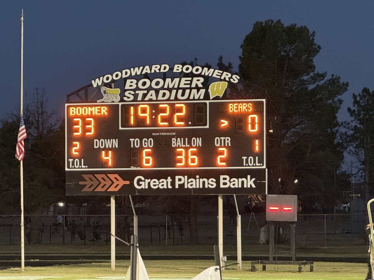 woodward_hs's tweet photo. Boomers lead the Noble Bears, 33-0, at halftime on Military Appreciation Night. #BoomerPride @WPSBoomers @okhsscores https://t.co/w7yCpWKf5W