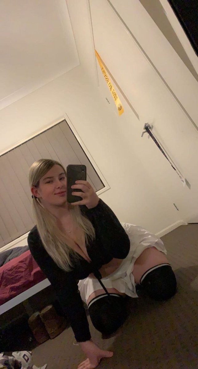 blurr59838's tweet photo. Turn my wife into porn https://t.co/oguMFFVKrV