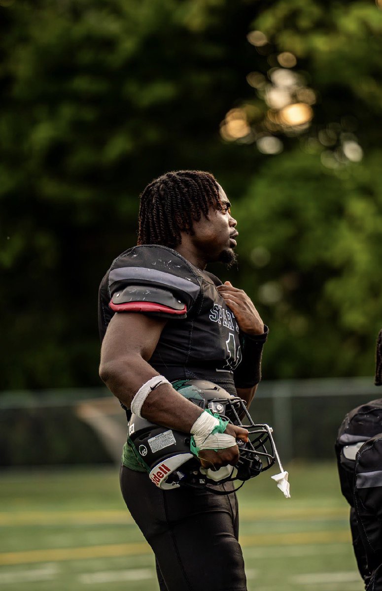 OladimejiOnfdl's tweet photo. Started the season with a big win 51-34 , Had 92 rushing yards, 10+ tackles, and fumble recovery. Still working 💪💪🏈 @CoachScerb @Coach_Thayer @CoachScottLewis @CoachWKing @Coach_DiRienzo @CoachRodrckPlum
@GregSchiano @CoachRagonesi @Coach_McClurg
@WillMargraff @_CoachSalera https://t.co/pr93YdRcVJ