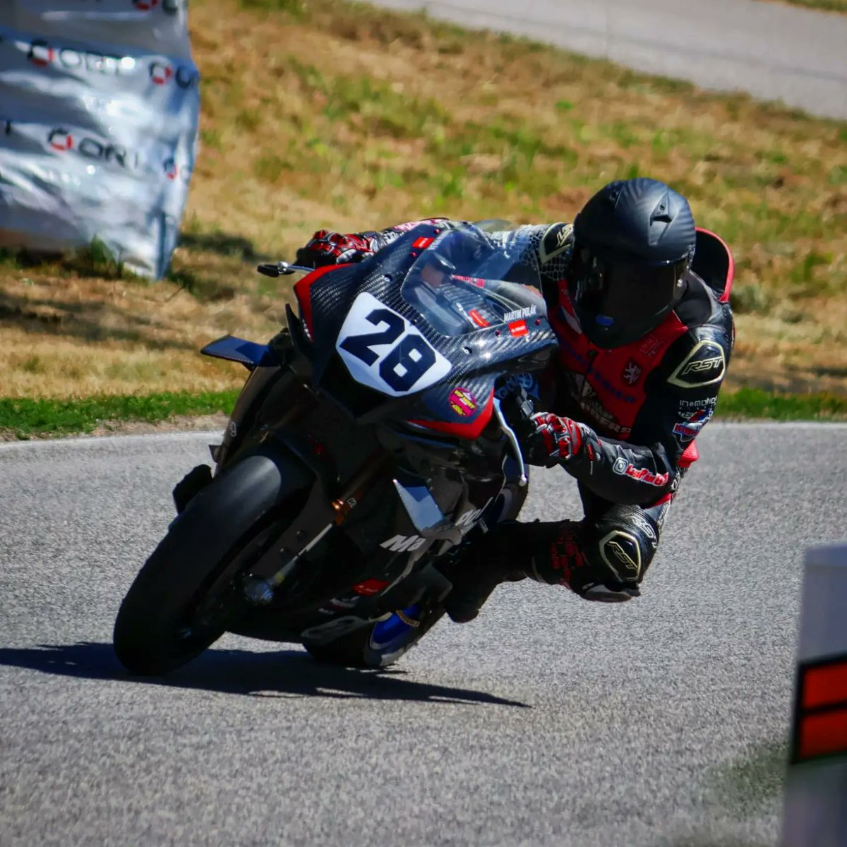WinterDari4r's tweet photo. Superbike in Hořice 
@martin. polak. poli28 https://t.co/86eLSQF9KZ