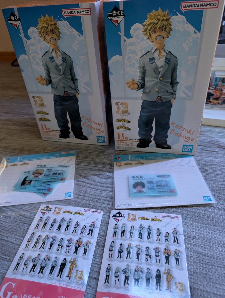 maroyukako's tweet photo. ヒロアカ一番くじ。
相澤センセと根津校長、学生証ねらいで、
最初に3回でかっちゃん2…！
追撃で3回で下位

かっちゃと相澤センセ交換したい😅 https://t.co/2POTqEklDa