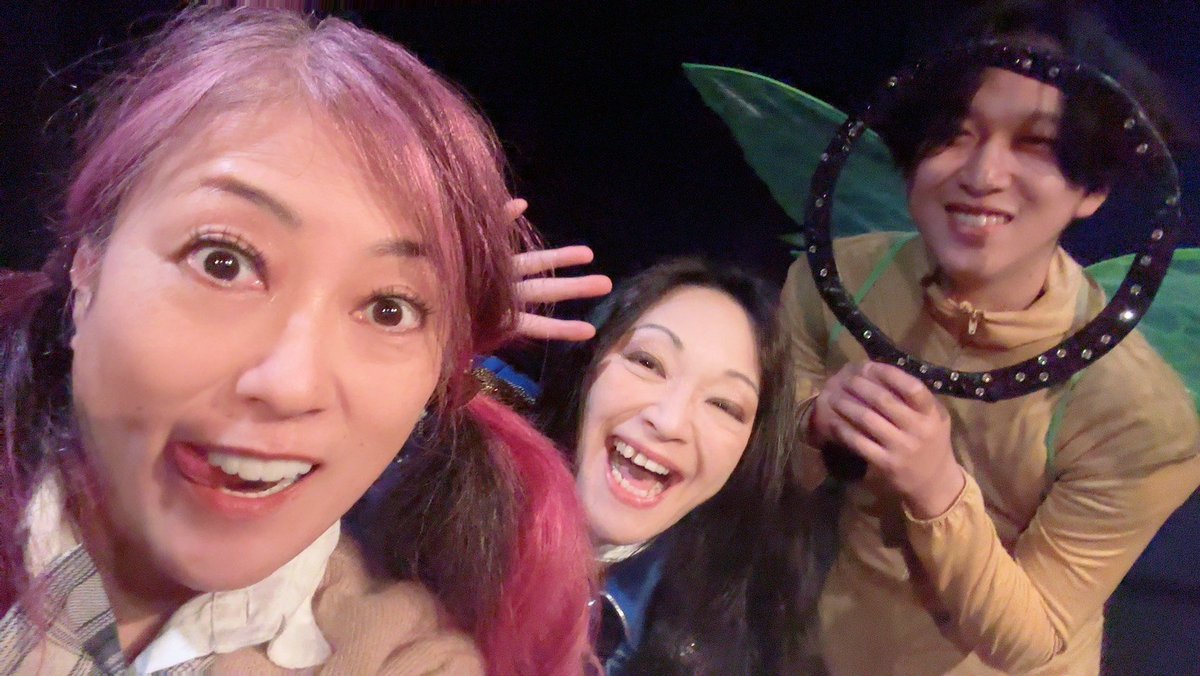 Cassano_ym's tweet photo. いよいよ今日ーー！！

9月12日（土）新宿LOFT『SEX DRINK ROCK’NROLL FES. 2026　SATURDAY  ALLNIGHT  FOREVER』

みな��まーー❣️❣️❣️
祭りですよーーー⤴️⤴️⤴️

ご予約はお済みですかっ？
ギリギリまで受け付けてますので、ご一報くださいませ❤️

劇団☆麗撃は18時〜、「アマデウスコ」の凝縮版、はたして30分でしっかりおさまるのか！？笑
(頑張ります🙏笑)

私たちだけのフライヤー、AIを駆使してマガちゃんが作ってくれました！！
カッコいい❣️

オールナイトイベント、総勢20ユニット、DJあり、オリジナルTシャツの販売もあるんだって♫
麗撃も物販します🥰

出入り自由なので、気になる演者さんだけ観るのもよし！2ステージで入れ代わり立ち代わりって感じなので、移動しながら全部観るのももちろん素敵✨

楽しみましょう〜💕💕💕
お待ちしております！！

▼告知ムービー👍
https://t.co/pmBMAlPZNa

16:30開場
●バーステージ
17:00��17:30 辻に松
18:00～18:30 劇団麗撃
19:10～19:40 Shimpei
20:10～20:40 ホキ德田
21:20～21:50 マイケッツ
23:00～23:30 the atmos.
24:00～24:30 石川雄也・マメ山田
25:00～25:30 American House Brother’s Band
26:00～26:30 ないものねだりず
27:00～27:30 放課後ヴィーナス
●ライブステージ
17:30～18:00 聖一バンド
18:30～19:00 THE VOLTNUTS
19:40～20:10 LINDA
20:50～21:20 新宿金蝿
21:50～22:30 外道
23:30～24:00 ザ・パーマネンツ
24:30～25:00 成瀬昭バンド
25:30～26:00 Gay City Rollers
26:30～27:00 SIS
27:30～28:00 WYRD

DJ
まさみ
ヨウスケ
キョウノスケ
MOO
畑野とまと
そうるまんきち
アキオミ
ヨネ
瑠沙

司会・物販
工藤翔子・たんぽぽおさむ