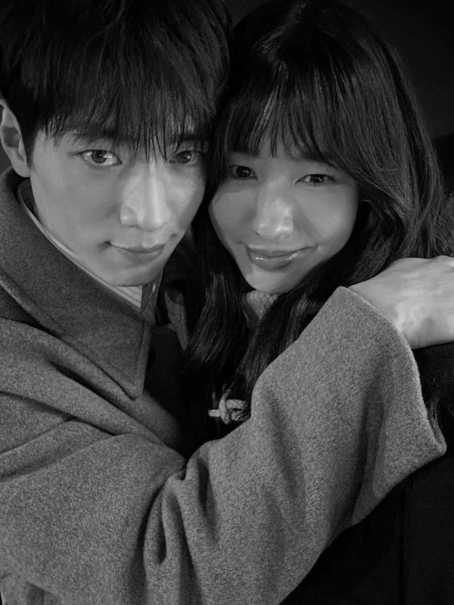 eunjin__56's tweet photo. 진짜 너므너무 안정형커플이라 남궁미도가 왜헤어져야되냐고 100번 의문을 품는중임.. https://t.co/K9CW48mfA1