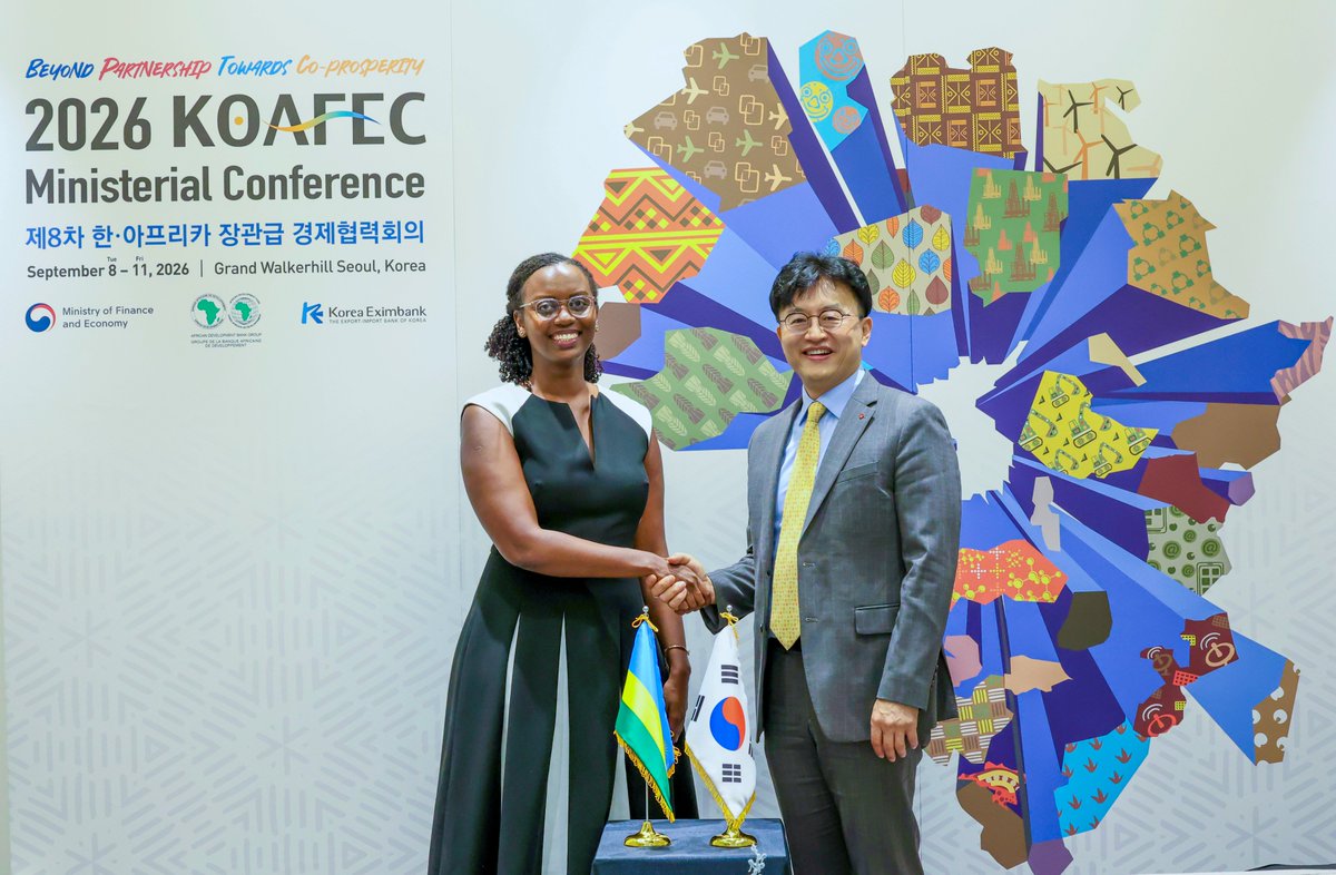 RwandaFinance's tweet photo. Minister @tesirusagara is leading Rwanda’s delegation at the 8th Korea–Africa Economic Cooperation (KOAFEC) Ministerial Meeting in Seoul, South Korea.

Today she held productive bilateral talks with H.E. Mr. Moon Ji-sung, Deputy Minister in charge of international affairs in the Ministry of Finance and Economy, on advancing the Rwanda–Korea partnership from development cooperation to a strategic economic partnership in areas of mutual interest including digital transformation through AI in key sectors such as agriculture, health and education.
#KOAFEC 🇷🇼🤝🇰🇷