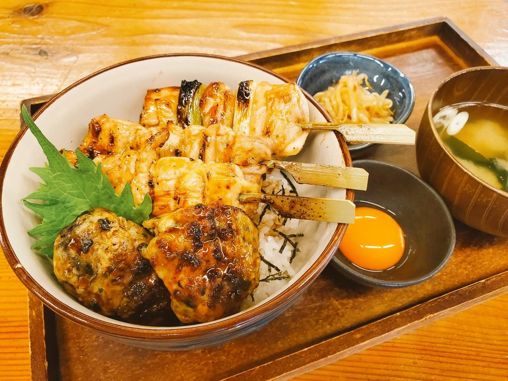 oboro20180203's tweet photo. 9月10日(木曜日)

＊17:00～OPEN＊

☔雨☔ばっかで嫌になりますね…😿
ご来店の際にはお足元にお気をつけくださいませ💦 https://t.co/YoGWrOwxnl
