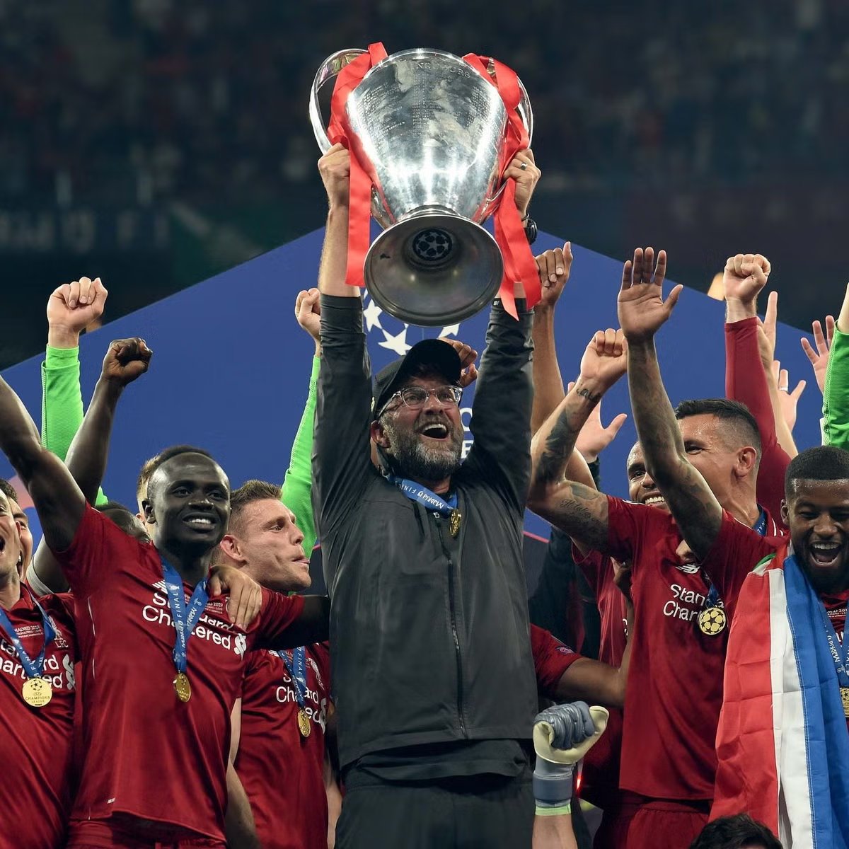 azaharisharif's tweet photo. @footballontnt Feel free to use this photo again https://t.co/qBrNkcBSRn