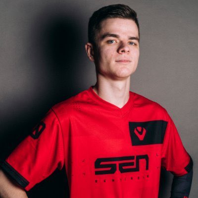 n8ckk's tweet photo. Valorant Player “SicK” says he won’t be upgrading to the iPhone 18 Pro

“For me, 17 is just perfect.” https://t.co/r3xqLC5QU4