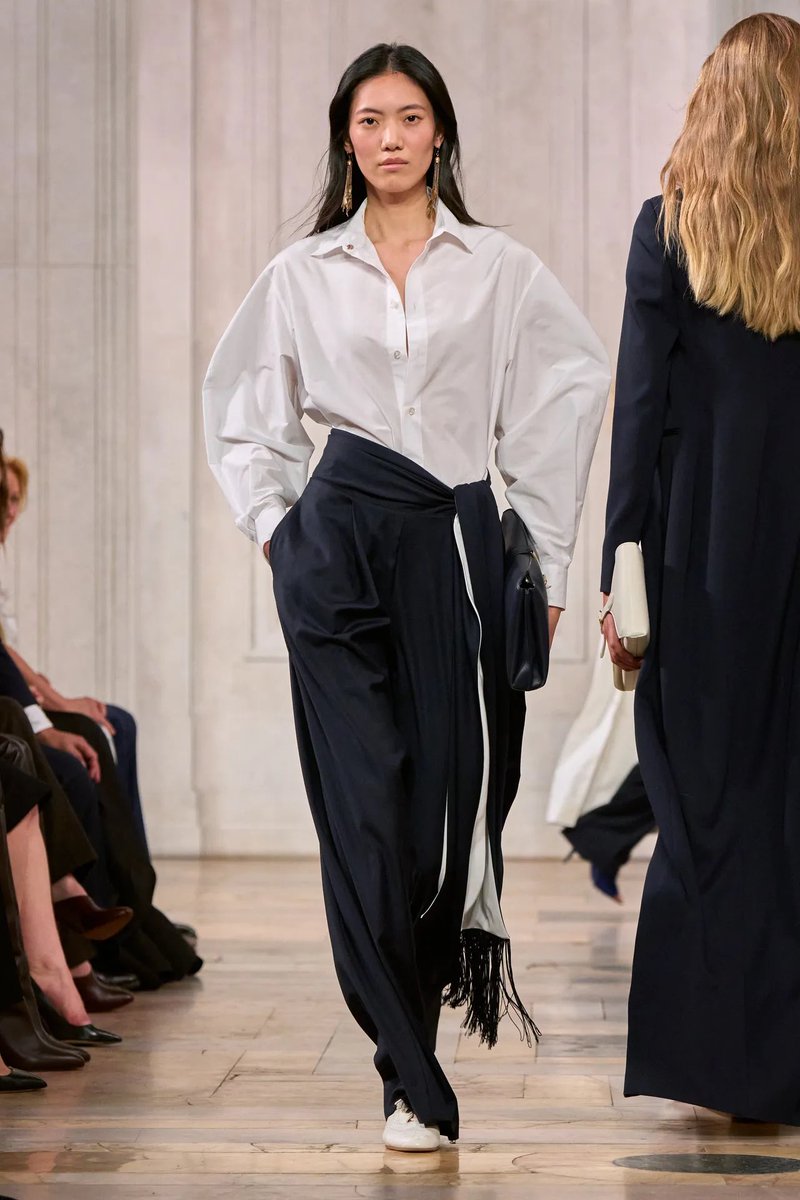 hionfashion's tweet photo. RALPH LAUREN SS27 #nyfw https://t.co/vxgnvGClVr