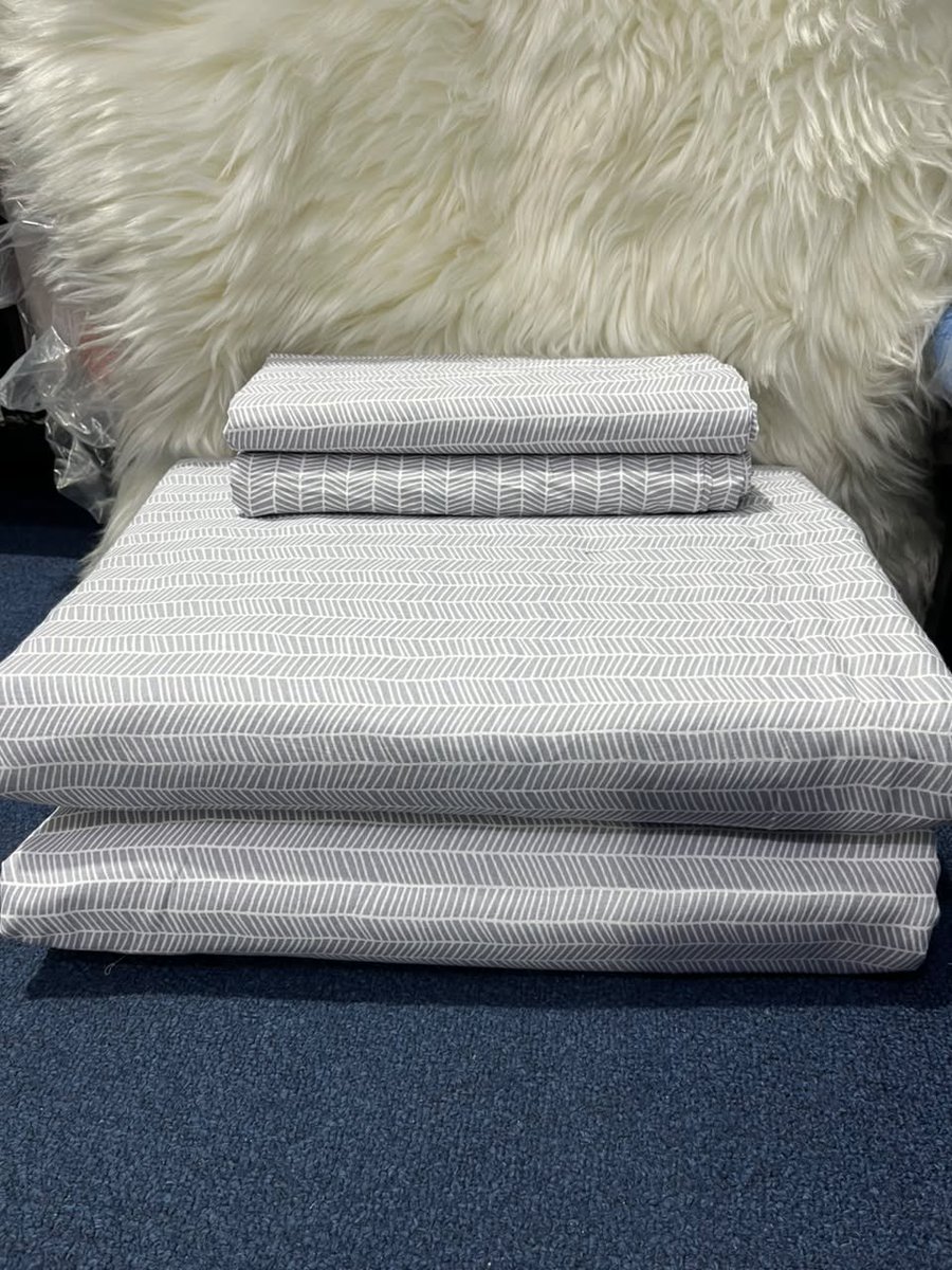 Finah_Business's tweet photo. Mtumba from UK, pure cotton, mazito sanaaa...durability ipo guaranteed 💯 

Shuka 2, foronya 4 
Tsh 50,000

Makubwa Sanaa

0755693113

📍 Riverside, Mikoa yote tunatuma

📌Huduma ya Kulipa kidogo kidogo✅ https://t.co/N6PmaBKxTr