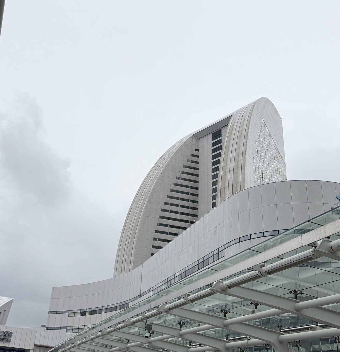 asano_modern's tweet photo. 潮の香り久しぶり！
よこはまっ https://t.co/GBtR0WkTIX