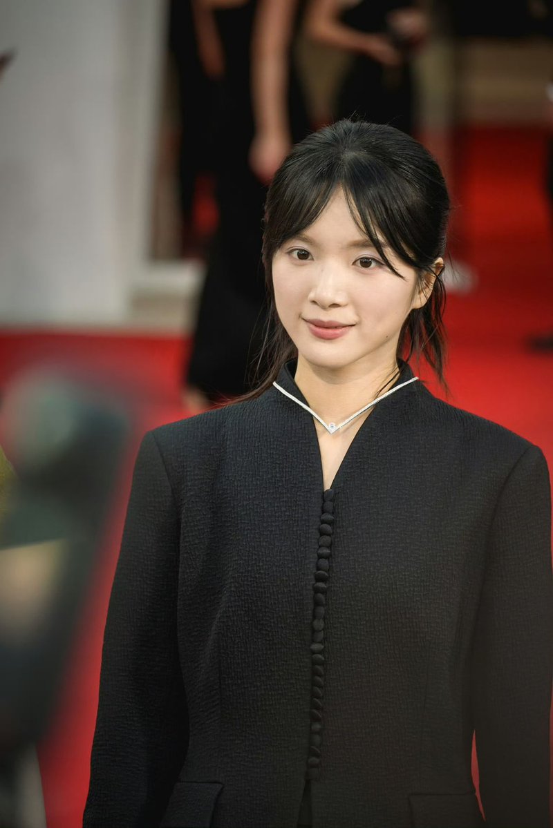centlookbook's tweet photo. #LiSitong 李思潼 in Dior FW26/27, styled with Chaumet High Jewelry, for the special screening of the movie “Dear You” at the 83rd Venice International Film Festival https://t.co/Uf5iI1EKRl
