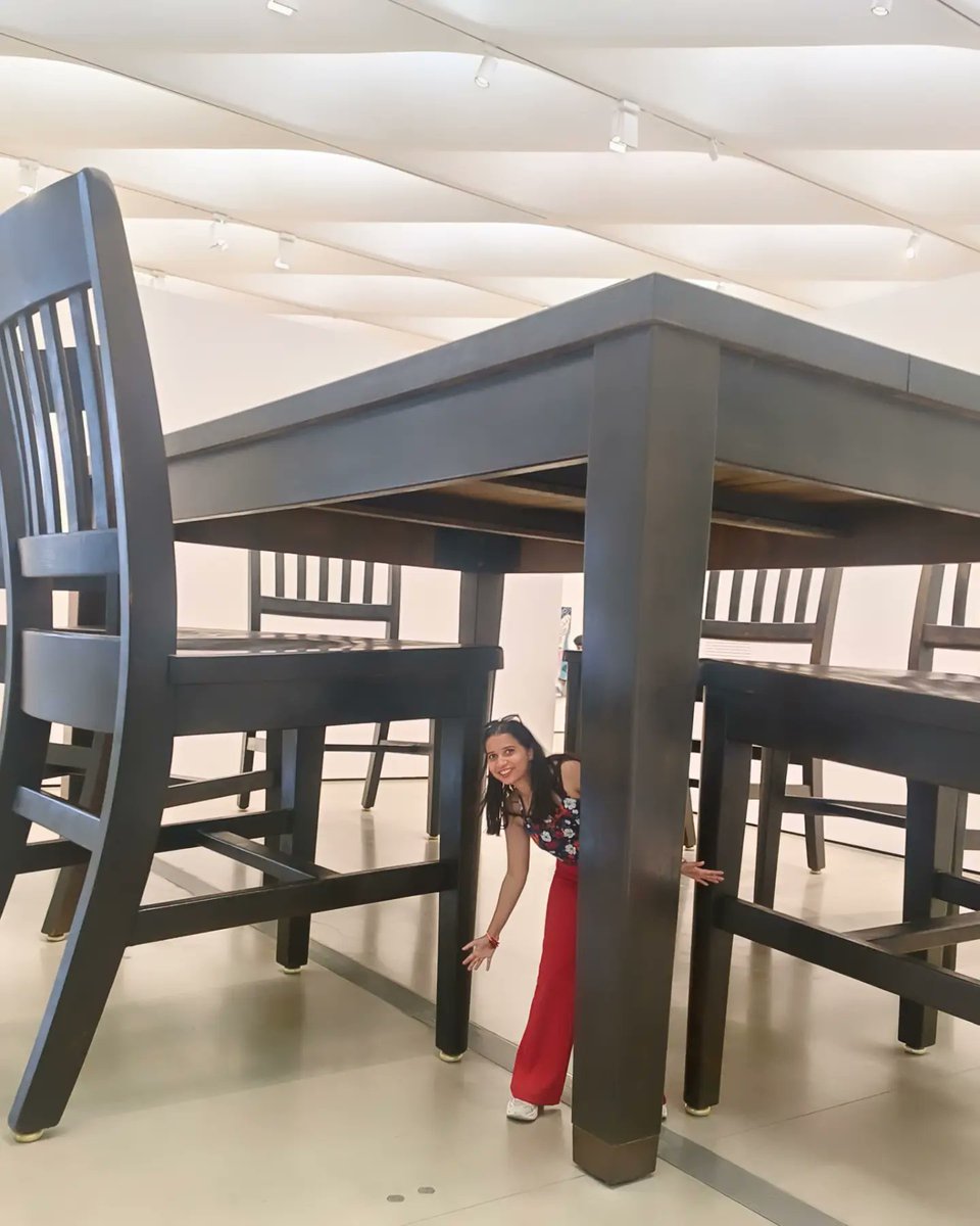 MonnieFogawd's tweet photo. Lost in stories and art... https://t.co/RnOYwHg7sZ