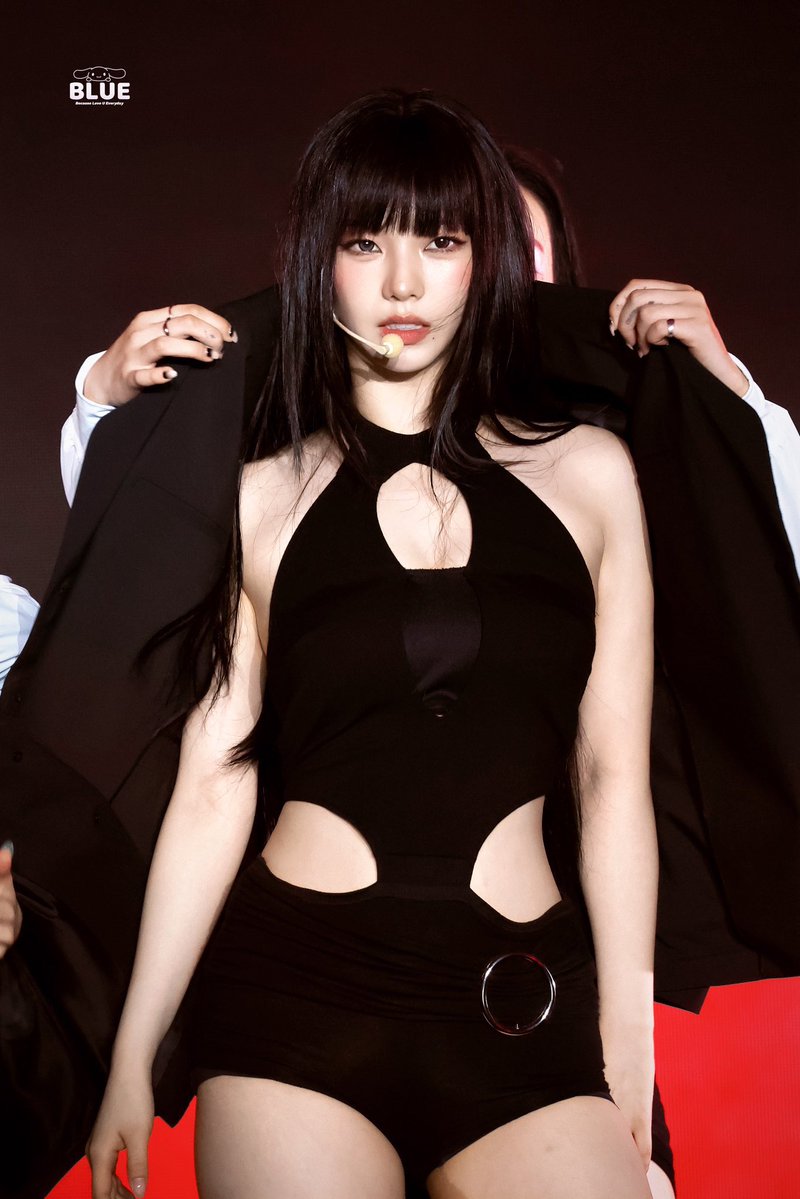 airinayuu's tweet photo. มีหน้าม้าก็ sexy ได้ นี่ล่ะแม่ของฉัน 💋 https://t.co/ebHMf1Ze8K