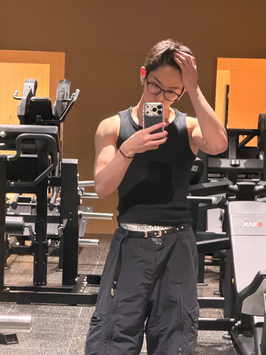 apertvrend's tweet photo. ⠀ 
⠀⠀          📩 ⠀ ⃕ ݂  ݂    𝕥͟𝕠   𝐧𝐚𝐭𝐞 🤍 ｡
                          @unrcstrvnd 

⠀      💬⠀hola amor
⠀      💬⠀vienes por mí al gym?
         💬⠀ya terminé mi rutina
         🖇️⠀𝖿𝗈𝗍𝗈𝗀𝗋𝖺𝖿ı́𝖺  𝖺𝖽𝗃𝗎𝗇𝗍𝖺.
⠀ https://t.co/0kyHJg6baQ