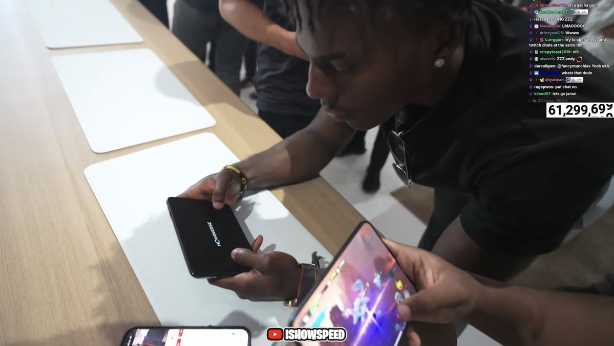 filyxxv_'s tweet photo. never i could’ve imagined to see speed and his brother playing Zenless Zone Zero together in the new iphone duo https://t.co/9YoBor3mVO