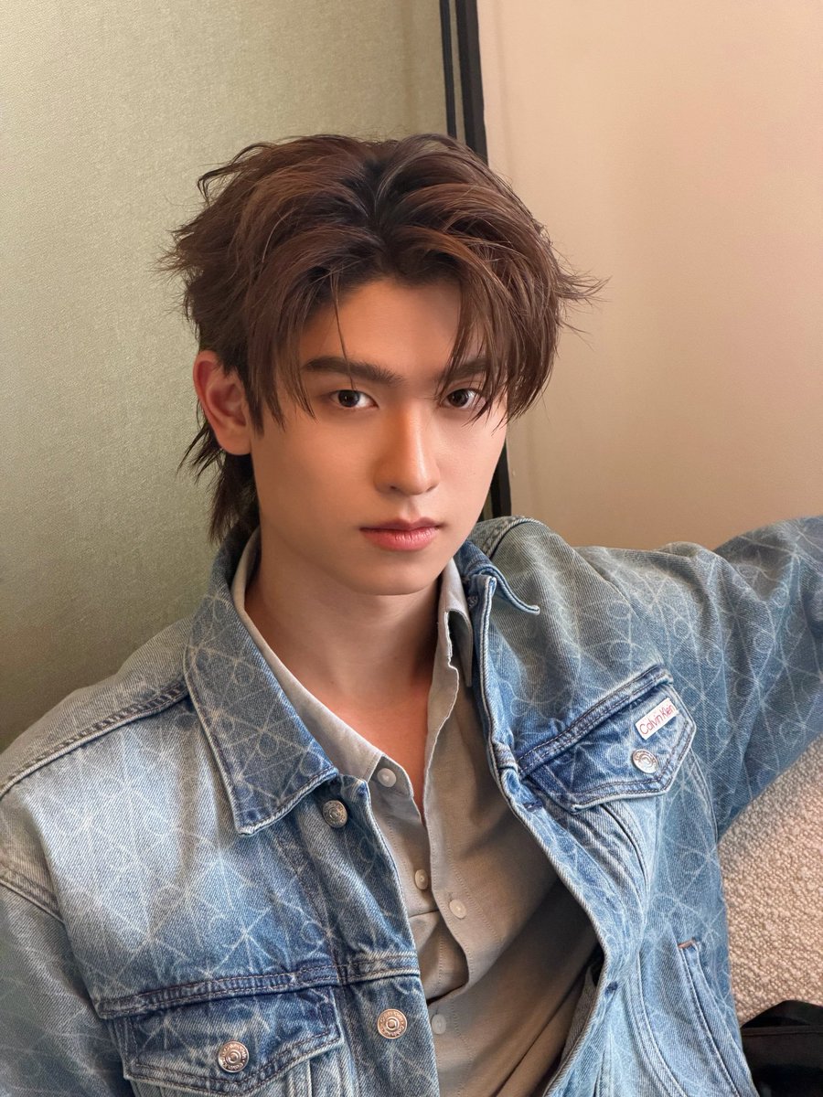 nakanisnakan's tweet photo. ลุคพบพี่สื่อวันนี้ ผมเท่หรือไม่

@CalvinKlein #CalvinKlein #tthomastc https://t.co/SnApHhhJPC
