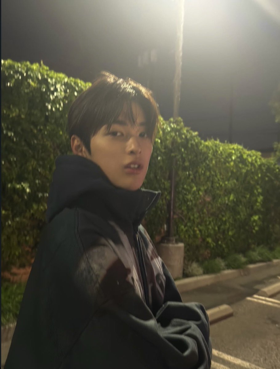 tetecoidezinha's tweet photo. #건호 ♡ https://t.co/YHYWAfSHCG