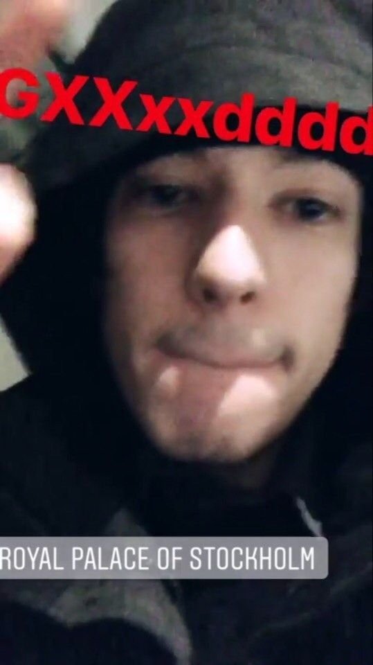 coldvzns's tweet photo. and bladee :)) https://t.co/4UGJZWHQtq