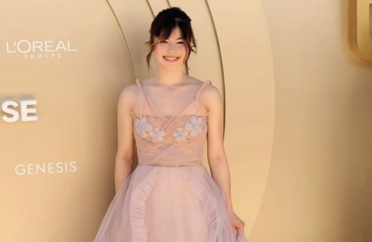 shbjaztx's tweet photo. Alysa Liu 刘美贤 at Gold House Gala in 2025 https://t.co/PvEpMEQofI