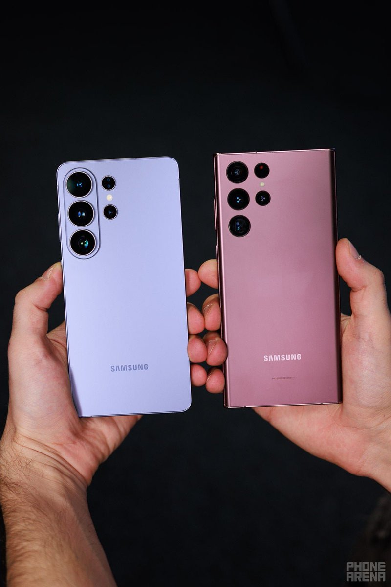ARealistVision's tweet photo. @0xCyt @sondesix They can't commit? Have you not seen how the S lineup has had pretty much the same design since the s22 ultra as shown here. Their tone has been established for a while now. https://t.co/BQmsminYEh