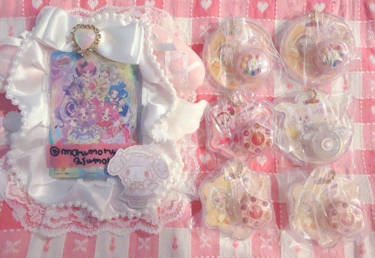 morumoruajumoru's tweet photo. 交換　おジャ魔女どれみ パッケージチャーム

譲　はづきちゃん×2 どれみちゃん 
　　ももこちゃん×2 ハナちゃん
求　どれみちゃん（見習いタップ、コロンタップ）、おんぷちゃん

ハナ⇄おんぷ
もしくはおまとめの場合のみ
📮郵送希望
検索からもお気軽にお声掛けください。
よろしくお願いいたします https://t.co/DErXfGOmOm