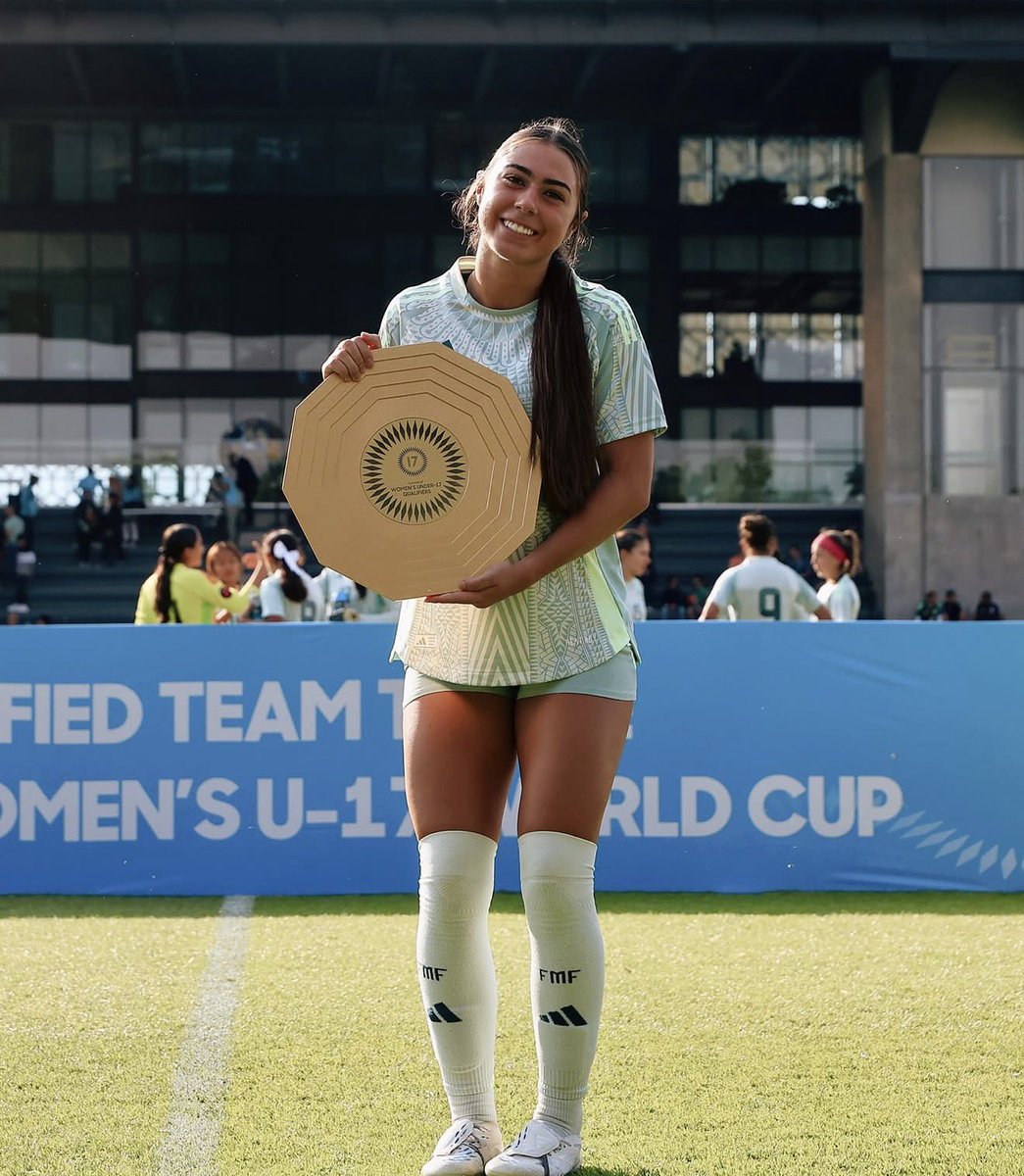 bruhdz8's tweet photo. ¡NUEVA AMAZONA! 🔥

La defensa Adrianna González es nueva jugadora de Tigres, cuarto refuerzo de las ‘Amazonas’ para este torneo. 🐯🇲🇽 https://t.co/xTWkFDS3gt