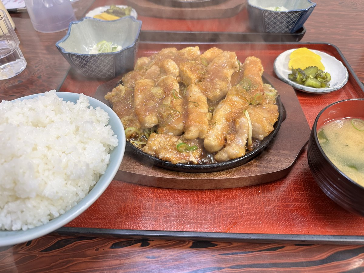 JRC_Radar's tweet photo. @Miccccchi3 ここのトンテキも最高ですよ！栃木県大田原市の鉄板トンテキ えびす食堂いつもスキー帰りに寄ります⛷️ https://t.co/wCmF0vkulF