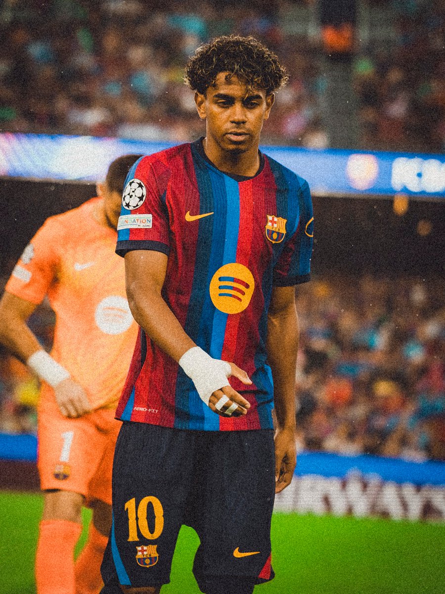 BarcaArchiveHQ's tweet photo. Lamine Yamal
#BarçaFeyenoord | #UCL https://t.co/Xnt8HwbPN0