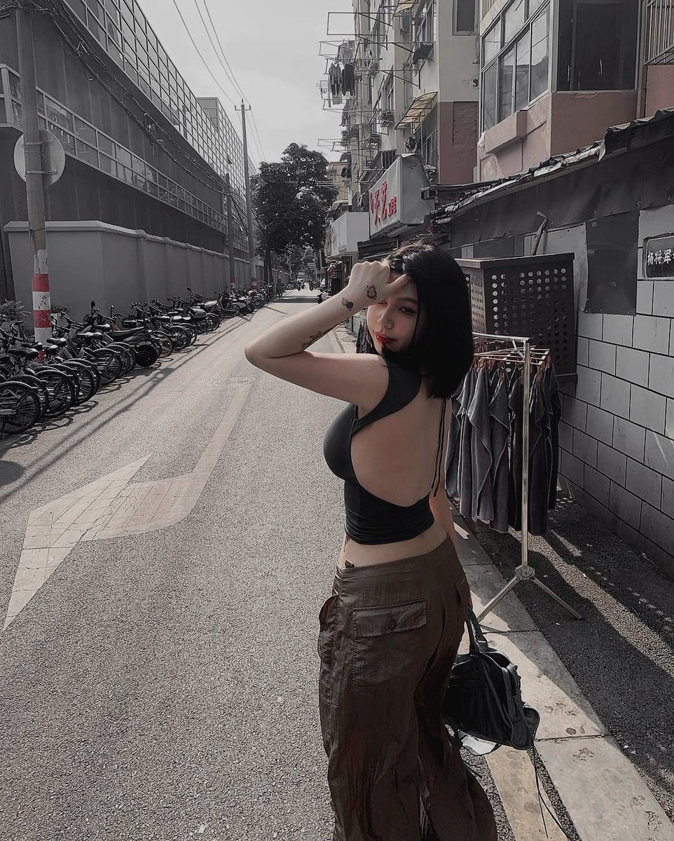 buailara's tweet photo. ㅤ

Feeling pretty, good morning-! ♡ 

ㅤ https://t.co/DCkDYwku7X