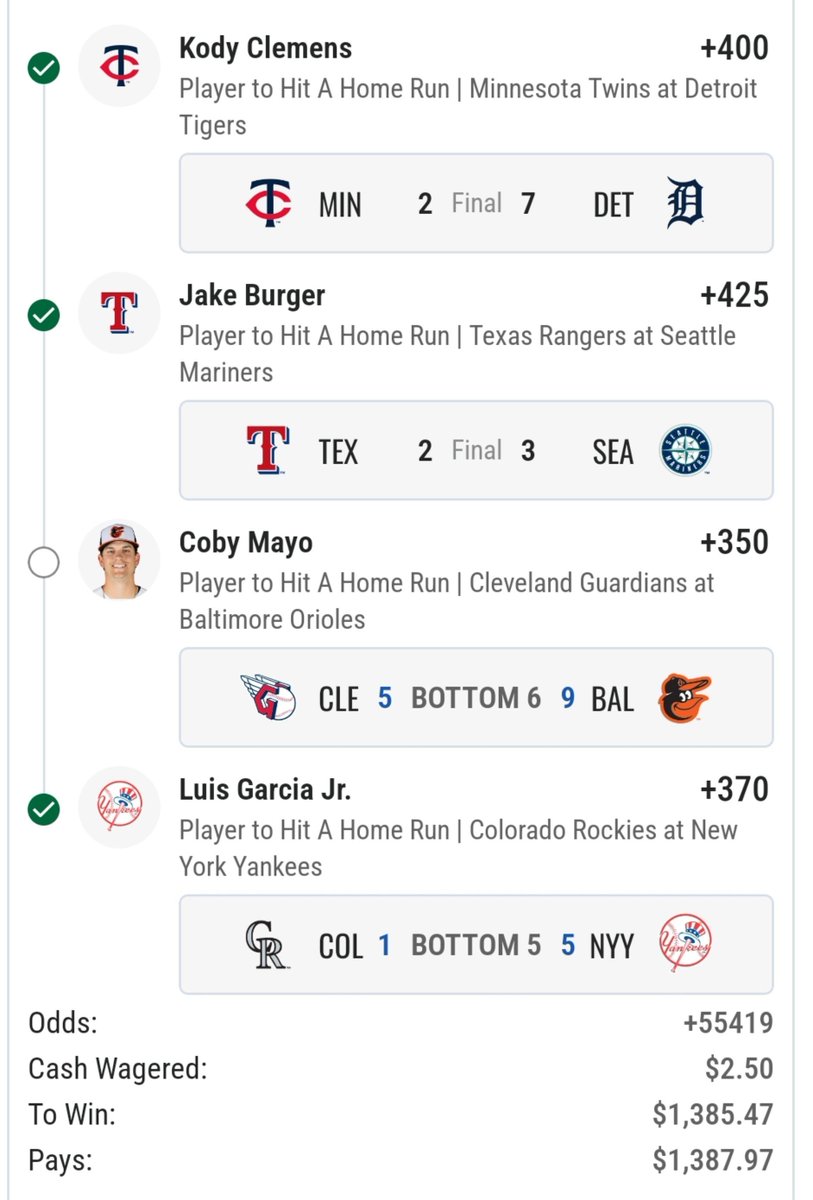 HennyxGaming's tweet photo. Shoutout to Ramirez for dropping that catch. https://t.co/kJiSDWt6Sn
