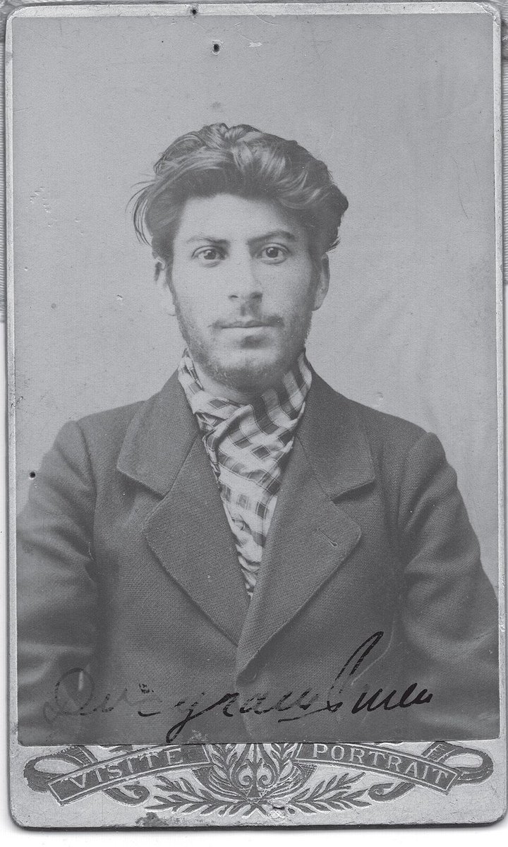 Bolshevik_Virgo tweet picture