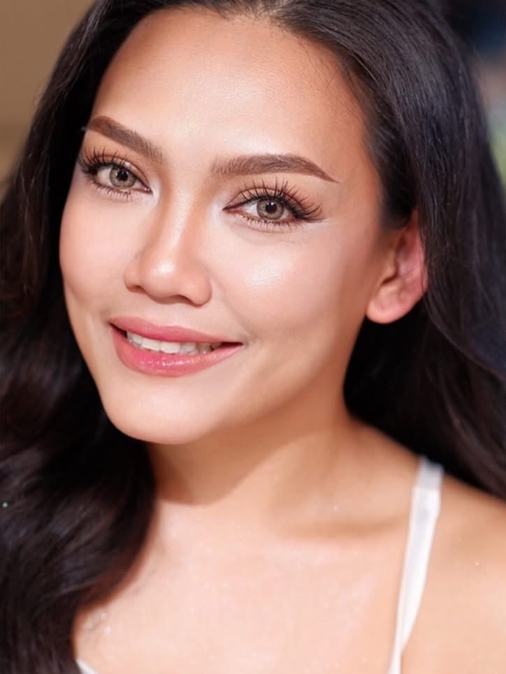 OjedaLoca's tweet photo. Our beautiful bride Ares Marco in yesterday’s prep look. Makeup by Glam And Glow by Niño Tajada
Hair by Cris Villarta Canoy

Book your event now for affordable, quality hair and makeup services. https://t.co/nGRHyuSoz4