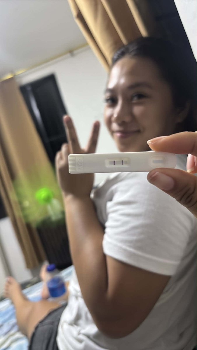 FreddaAndrada's tweet photo. Te ano nani ky duwa na kita? HAHAHAHAHAHAHAHAHAH https://t.co/sxoKVeJp0q