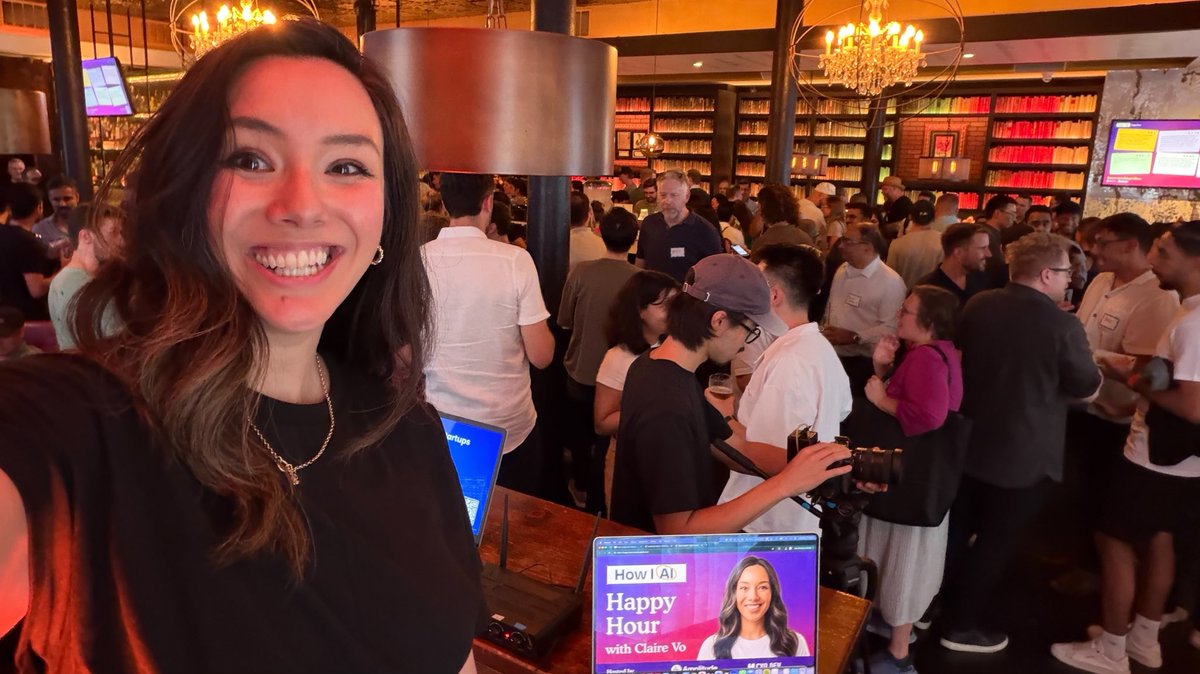 clairevo's tweet photo. it’s approximately one million degrees inside but our @lennysan how I happy hour is a smash hit! 

Turns out @cxodev and @Amplitude_HQ can throw and AI party! https://t.co/ecdB9gLiIK