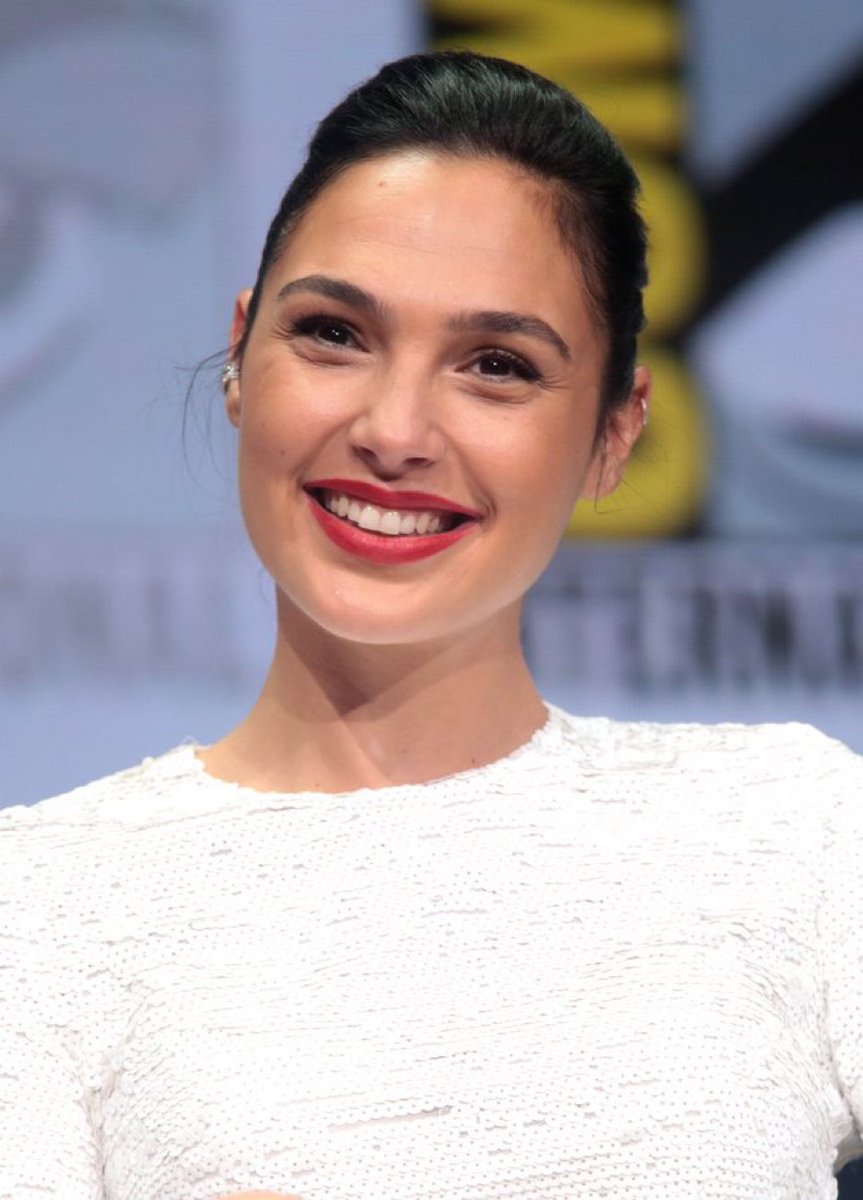 VividProwess's tweet photo. "We, the Jewish people, are an ancient people with an ancient story in an ancient homeland. We are the people who celebrate life. I'm proud to be an Israeli, and I'm proud to be Jewish.”

- Gal Gadot https://t.co/jGooTPG62s