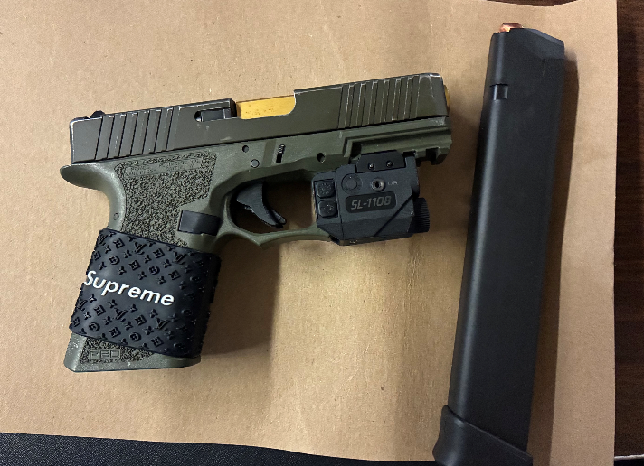 NYPD67Pct's tweet photo. Day and night, our officers are out protecting the public. These firearms were safely recovered during patrols by our officers , the Special Operations Lieutenant &amp; NYPD CRT this past Labor Day weekend. https://t.co/qh6LT7QV8m