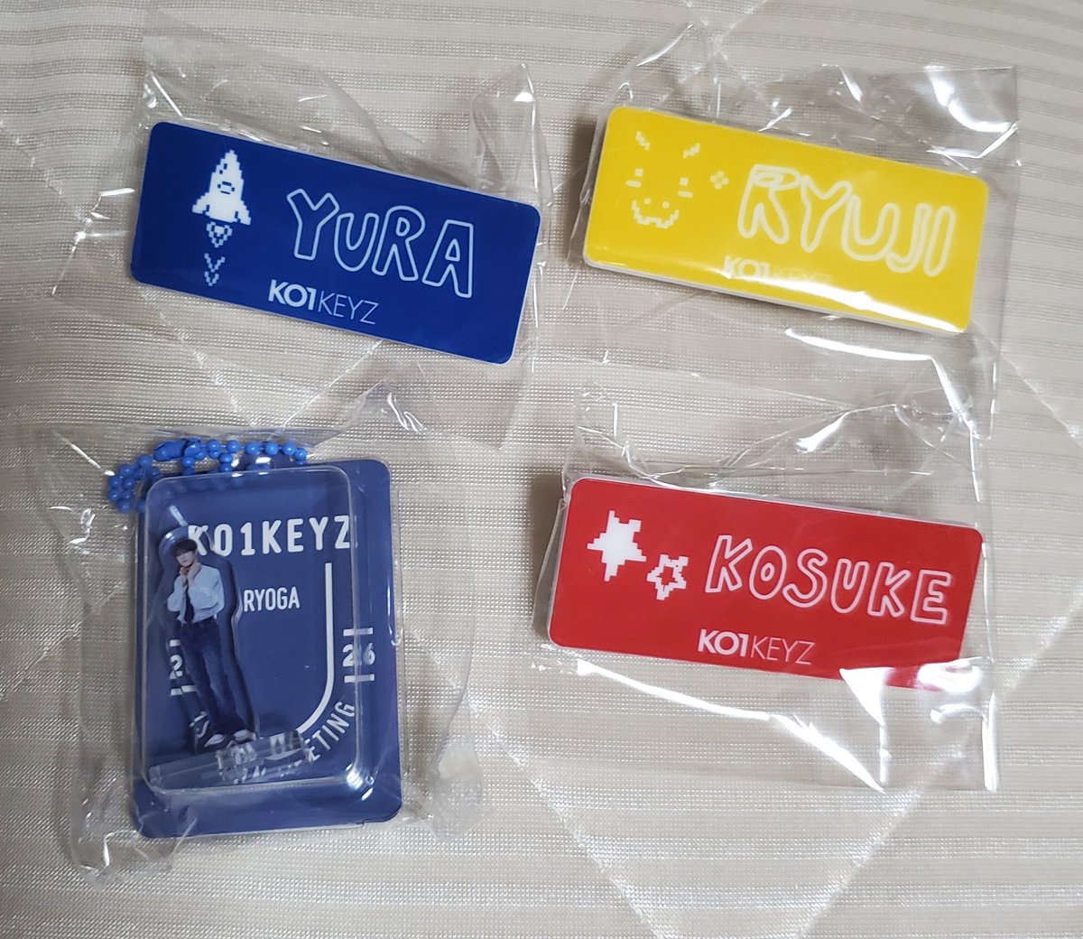 chpjn432's tweet photo. KO1KEYZ コイキーズ
1ST FAN MEETING ファンミ
兵庫 神戸 公演 交換  FC

譲👉️安部結蘭、杉山竜司、照井康祐　　　ネームプレート
　　飯塚亮賀　ブリスター

求👉️同種　柳谷伊冴

9/10　夕方現地にて手渡し
もしくは郵送

よろしくお願いします。 https://t.co/uvwUBGHDWU