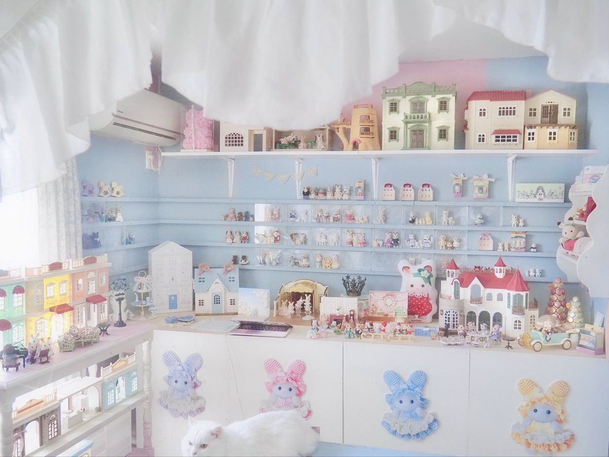 neko_a_la_mode's tweet photo. 昨年の9月はシルバニア部屋づくりに夢中でした🏠🐰 https://t.co/YV8FHpR6j8
