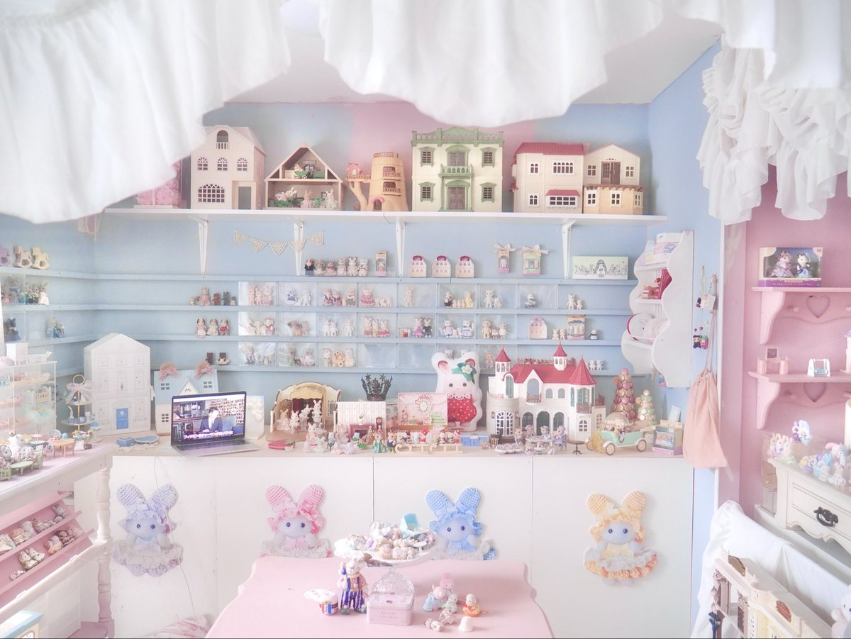 neko_a_la_mode's tweet photo. 昨年の9月はシルバニア部屋づくりに夢中でした🏠🐰 https://t.co/YV8FHpR6j8