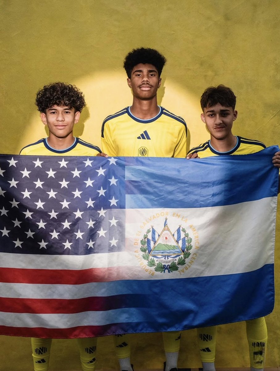 Legionarios_slv's tweet photo. ¡Nashville se pinta de Azul y Blanco!

Les presento a tres jugadores interesantes que pueden jugar con La Selecta.

1. Jovan Jovel-Franco - Defensa

2. Je'Mario Bean - Delantero

3. Adriel López - Volante https://t.co/rd1bqnatlp