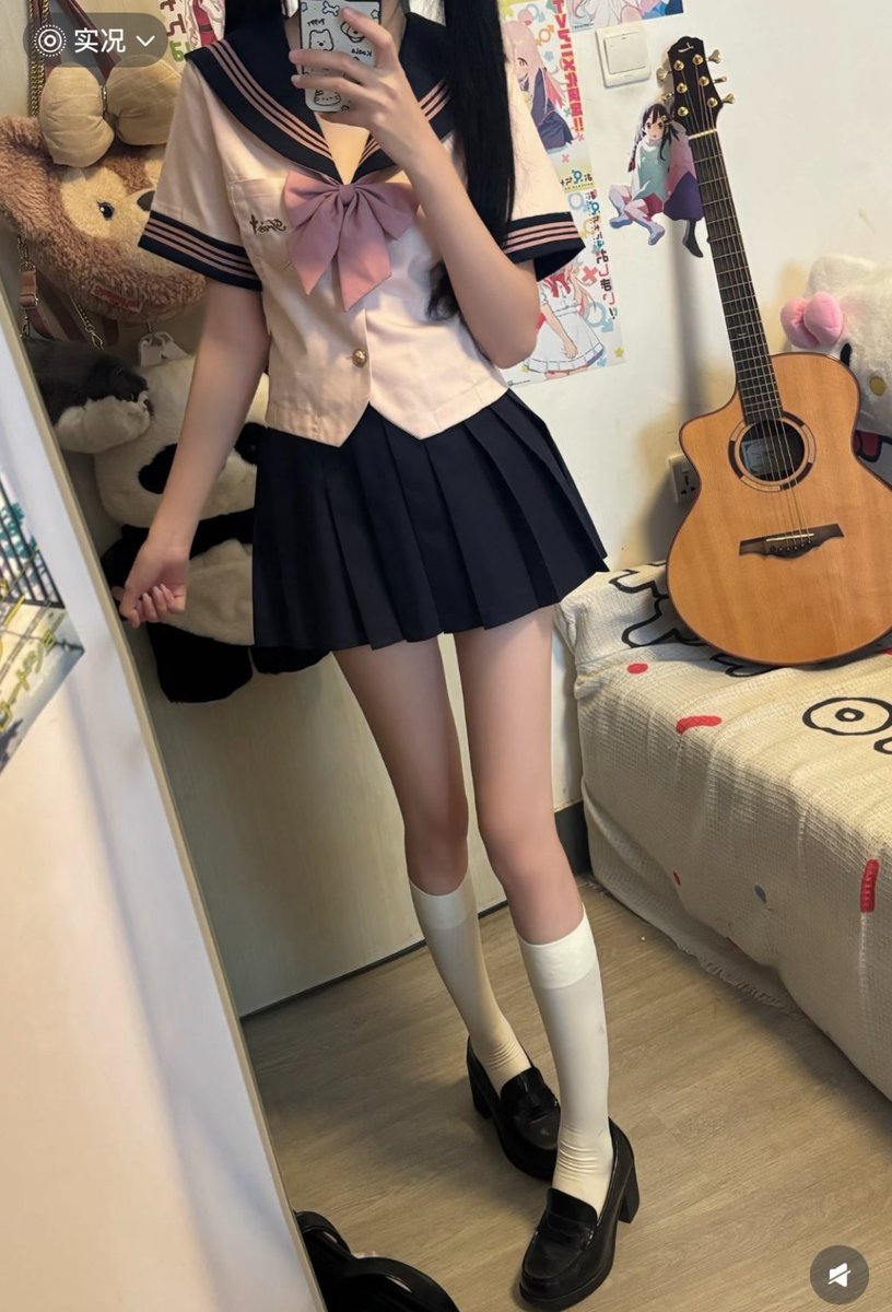 7uh0ha's tweet photo. 有谁要来锐评我18岁的福啊？

心情不好来X发泄了，无🚪来就给 https://t.co/gM5rfE8alk