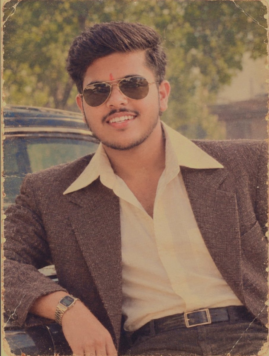 AdityaS86389459's tweet photo. Hopping on the 80s trend... ChatGPT understood the assignment.😄 

#fyp #explorepageً #adityarajsrivastav  #chatgpt https://t.co/ieIiy6wd7P